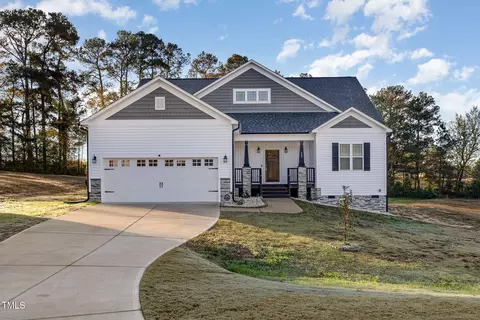 369 Lowery Ln, Benson, NC 27504