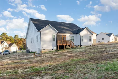 369 Lowery Ln, Benson, NC 27504 photo 28