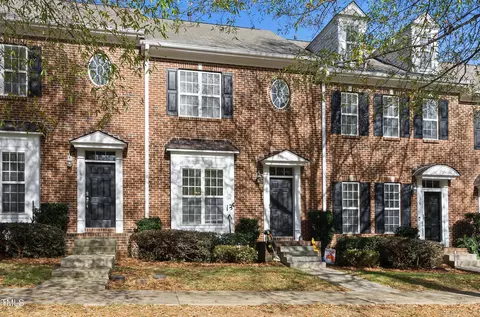 130 W Savannah Ridge Rd, Holly Springs, NC 27540