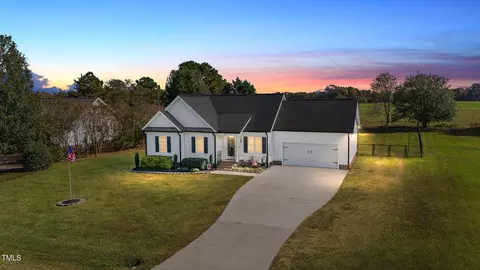 68 Curr Well Dr, Benson, NC 27504