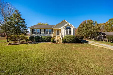 2918 Trail Dr, Efland, NC 27243