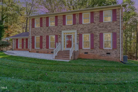 1011 Cliftwood Dr, Siler City, NC 27344