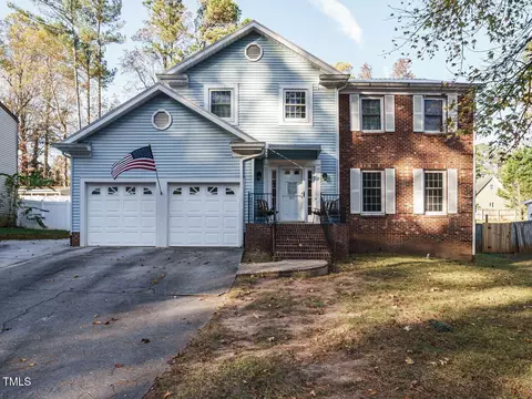 311 Indigo Dr, Cary, NC 27513