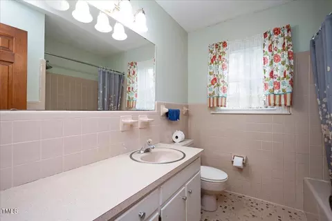 6508 Arnold Rd, Raleigh, NC 27607 photo 17