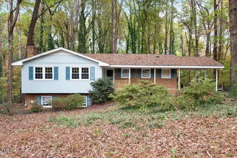 6508 Arnold Rd, Raleigh, NC 27607