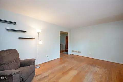 6508 Arnold Rd, Raleigh, NC 27607 photo 6