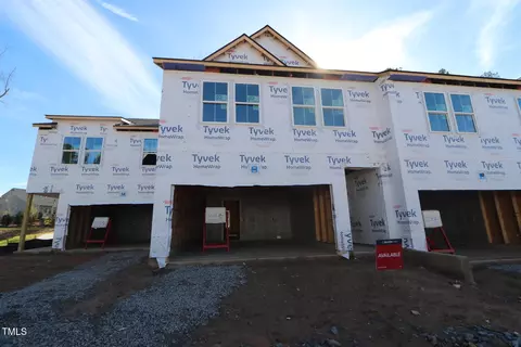 7132 Hubner Pl #33, Cary, NC 27519