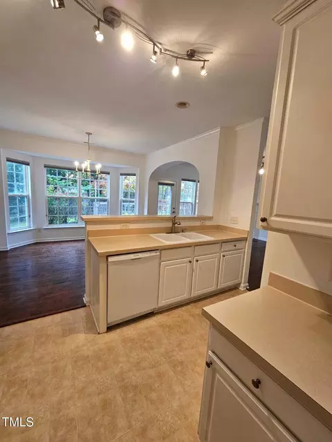 1018 Goldmist Ln, Durham, NC 27713 photo 5