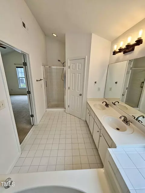 1018 Goldmist Ln, Durham, NC 27713 photo 12