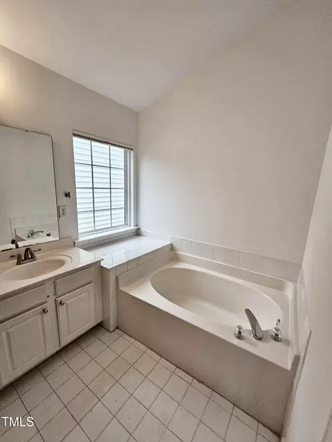 1018 Goldmist Ln, Durham, NC 27713 photo 11