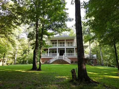 Exterior - 415 River Bluff Dr, Dunn, NC 28334 photo 2 of 15