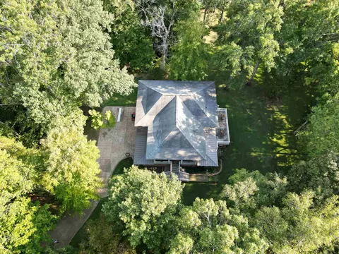 View/Area - 415 River Bluff Dr, Dunn, NC 28334 photo 2 of 4