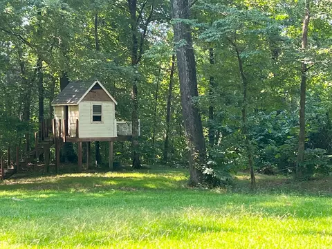 Exterior - 415 River Bluff Dr, Dunn, NC 28334 photo 15 of 15