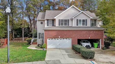 5602 Picnic Rock Ln, Raleigh, NC 27613