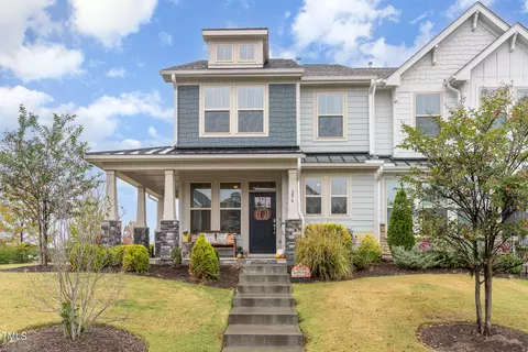 296 Douglas Falls Dr, Wendell, NC 27591