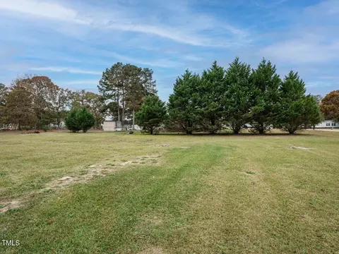 22 Colt Ln, Dunn, NC 28334 photo 27