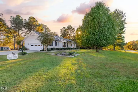 185 Franklin Ln, Henderson, NC 27537