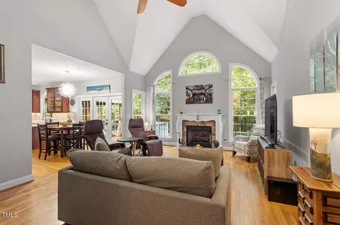 2725 Penfold Ln, Wake Forest, NC 27587 photo 2