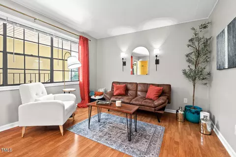807 W Trinity Ave #220, Durham, NC 27701