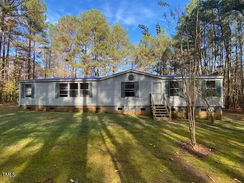 165 Lilly Ln, Henderson, NC 27537
