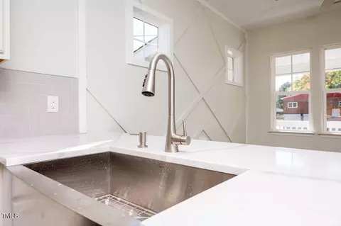 Kitchen - 831 Ridgeway Ave, Durham, NC 27701 photo 2 of 4