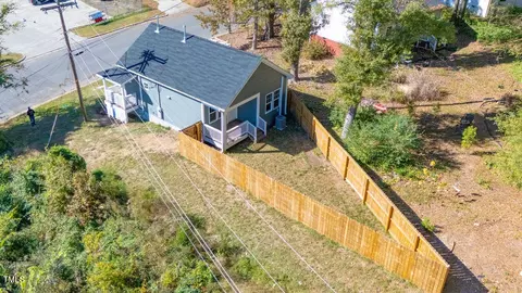 Exterior - 831 Ridgeway Ave, Durham, NC 27701 photo 3 of 3