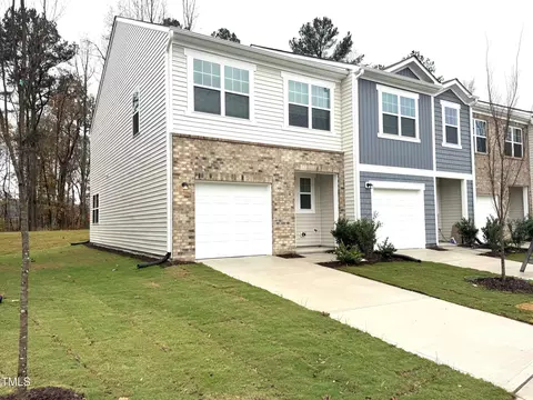 2046 Trailside Dr, Durham, NC 27704