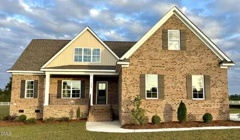7553 Sweetwater Dr, Nashville, NC 27856