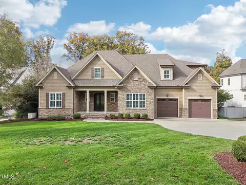 5021 Langley Cir, Raleigh, NC 27609