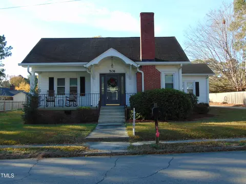 509 E Church St, Nashville, NC 27856