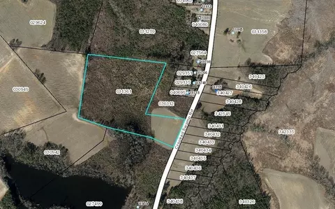 11650 Crooked Swamp Rd, Whitakers, NC 27891