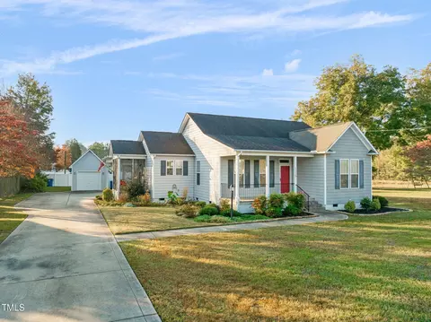 1115 Friendly Rd, Dunn, NC 28334