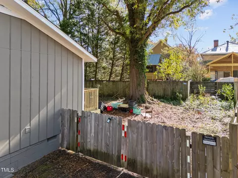 Exterior - 105 107 Bennett Ct, Durham, NC 27701 photo 8 of 11