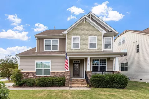 7124 Hinman Ln, Apex, NC 27539
