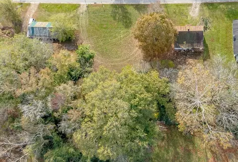 301 S Ash St, Spring Hope, NC 27882 photo 5