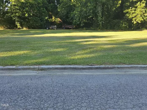 301 S Ash St, Spring Hope, NC 27882 photo 10