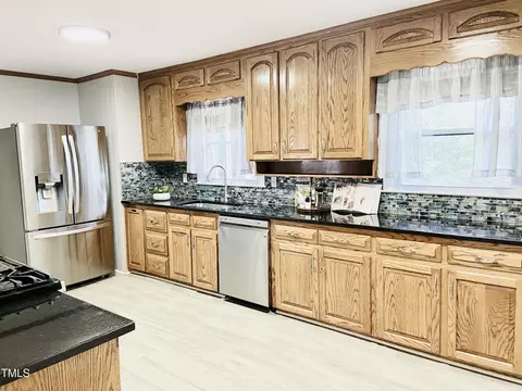 1102 Lakeside Dr, Garner, NC 27529 photo 9