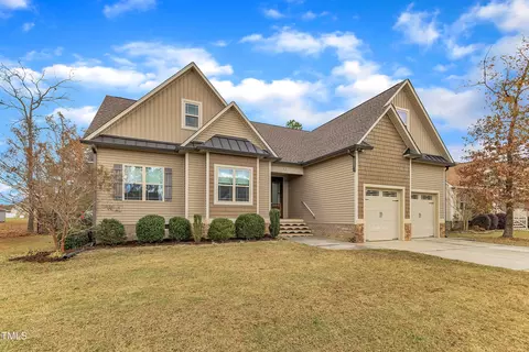 37 Evie Dr, Smithfield, NC 27577 photo 2