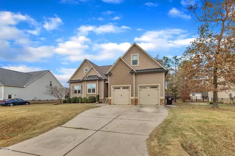 37 Evie Dr, Smithfield, NC 27577 photo 3
