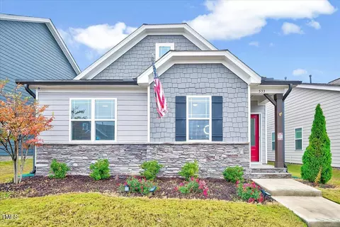 533 Haywood Glen Dr, Knightdale, NC 27545