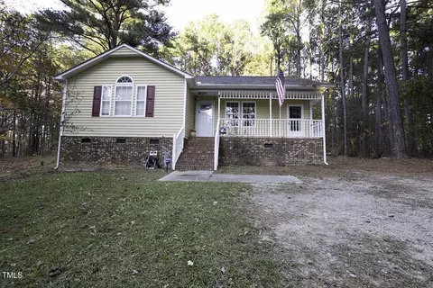 313 James Pl, Clayton, NC 27520