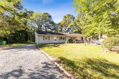 308-310 Shelden Dr, Raleigh, NC 27610