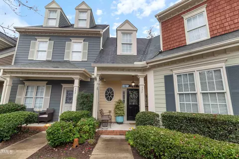 237 Old Grove Ln, Apex, NC 27502
