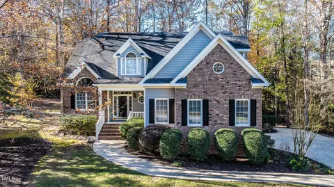 903 Birkdale Dr, Clayton, NC 27527