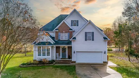 1519 St Andrews Dr, Mebane, NC 27302