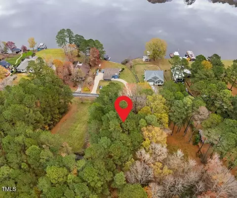 2521 Holiday Ave, Zebulon, NC 27597