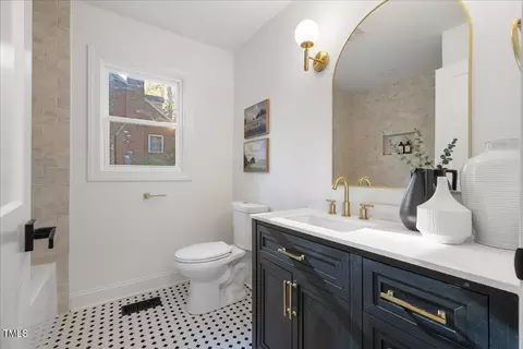 Bath - 2703 Augusta Dr, Durham, NC 27707 photo 1 of 8