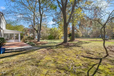 Exterior - 203 Hillside Dr, Smithfield, NC 27577 photo 3 of 8
