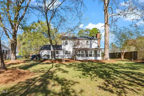 Exterior - 203 Hillside Dr, Smithfield, NC 27577 photo 6 of 8