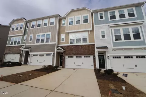 2360 Bay Minette Sta # 701, Apex, NC 27502